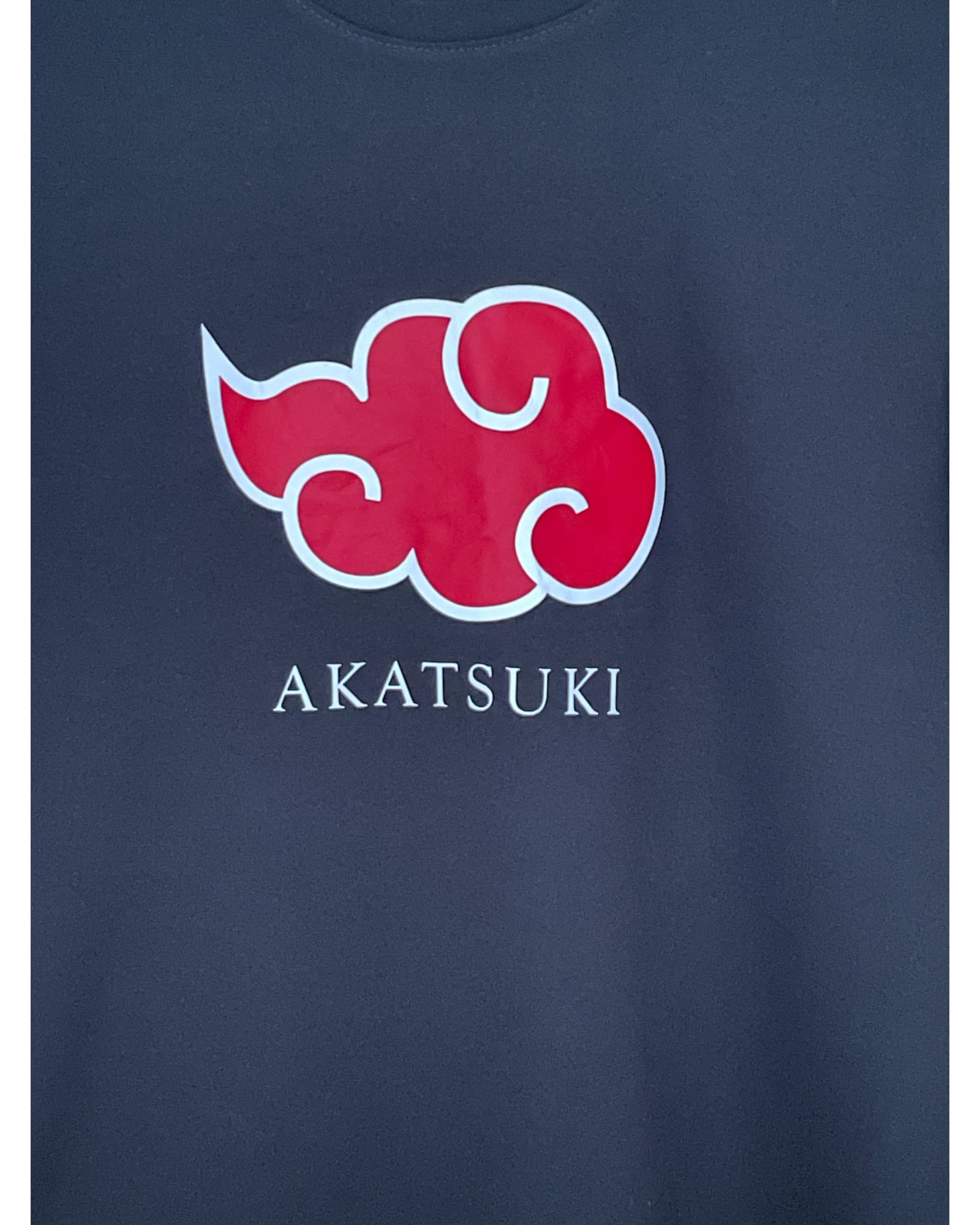 Naruto Camiseta Shippuden Akatsuki con símbolo de nube roja, Negro, S